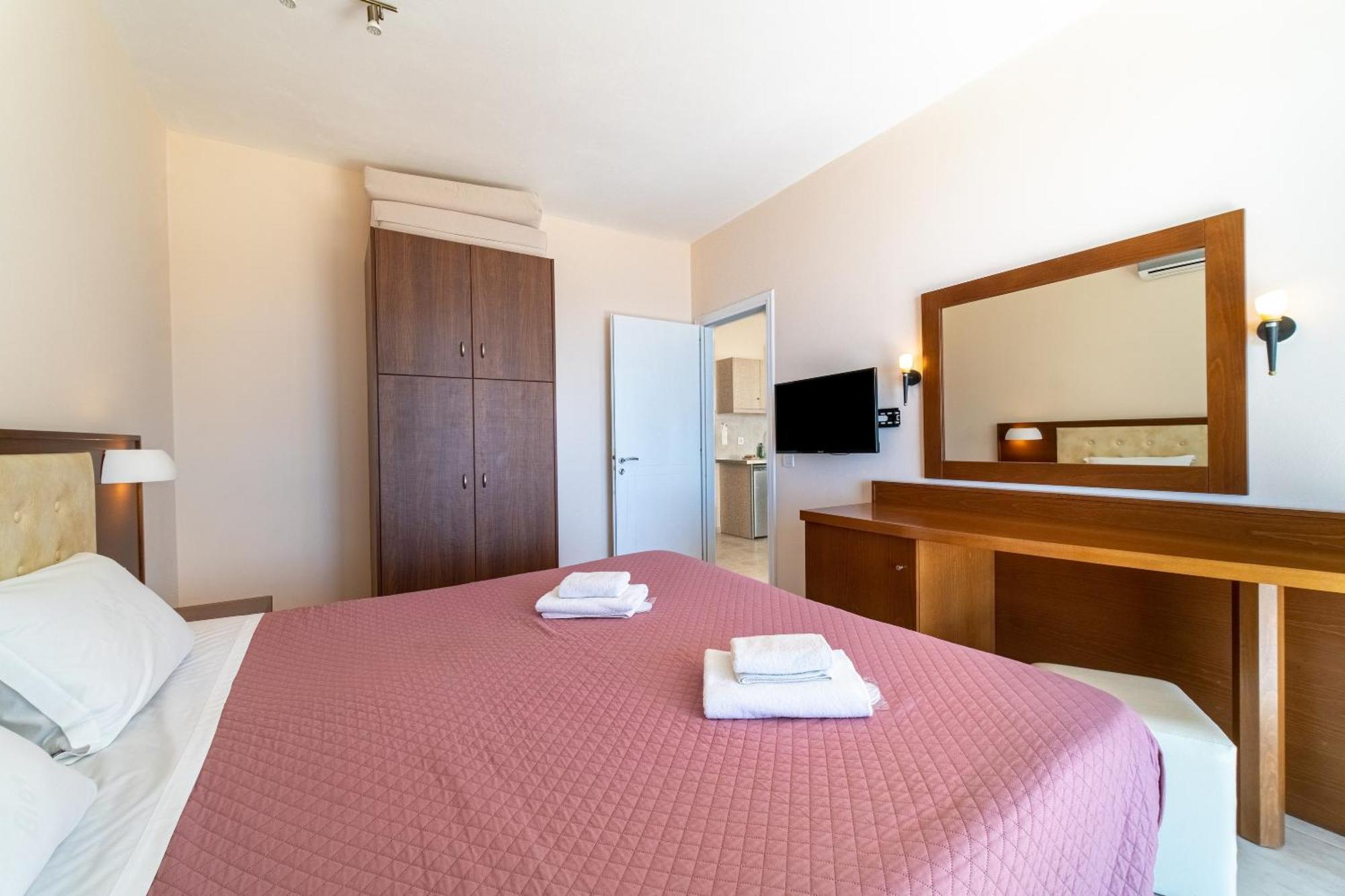Lido Paradise Apartments Corfu อากิออส กอร์ดิออส ภายนอก รูปภาพ