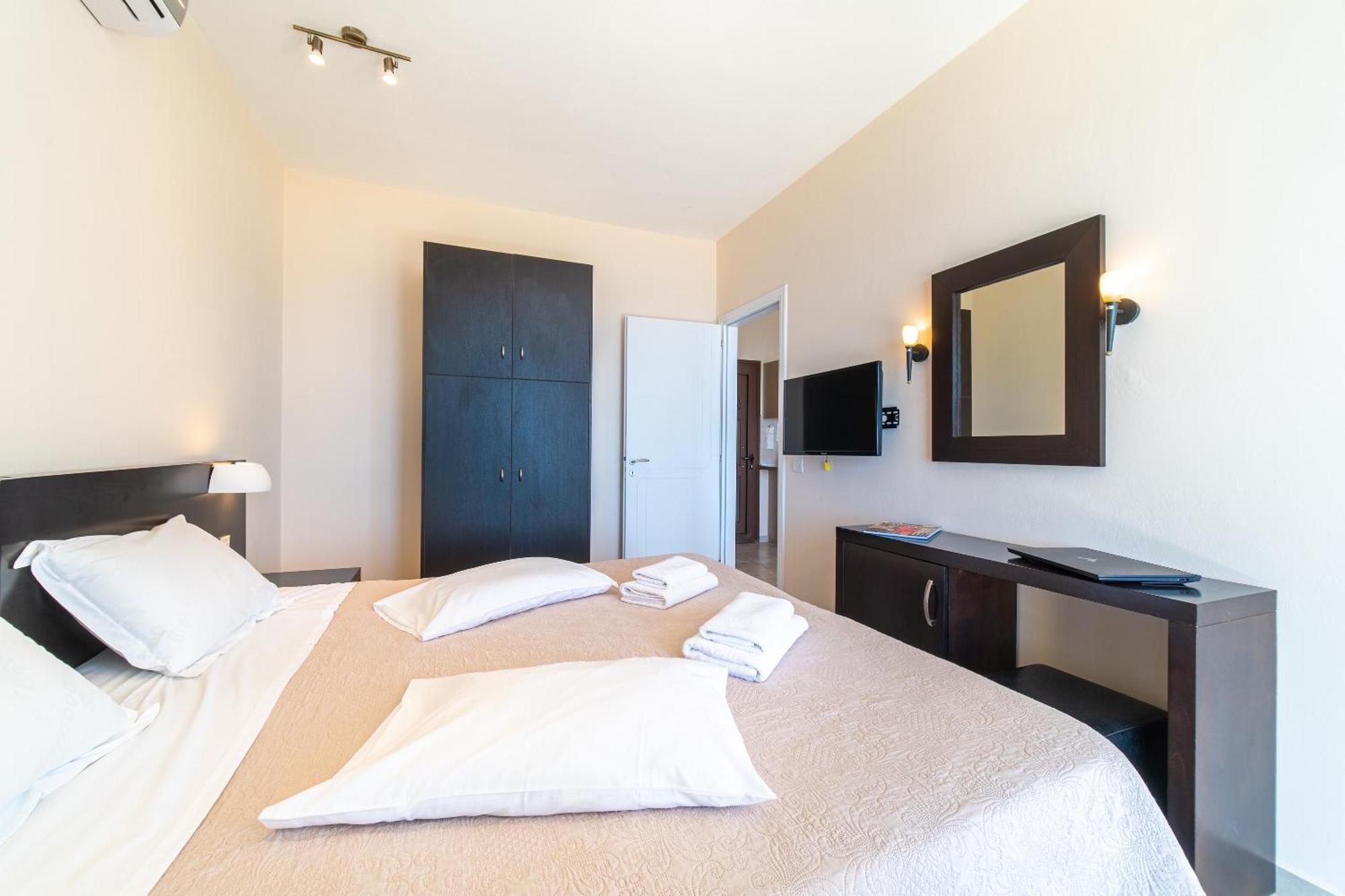 Lido Paradise Apartments Corfu อากิออส กอร์ดิออส ภายนอก รูปภาพ