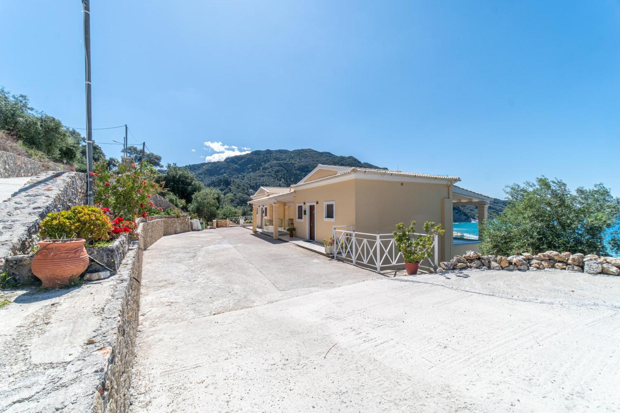 Lido Paradise Apartments Corfu อากิออส กอร์ดิออส ภายนอก รูปภาพ