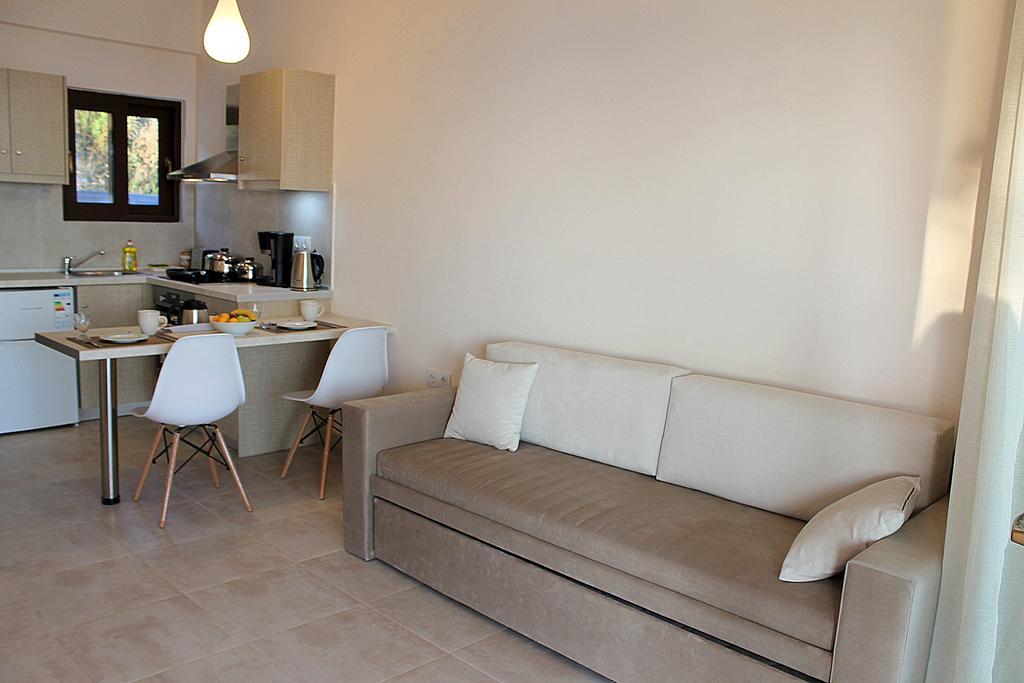 Lido Paradise Apartments Corfu อากิออส กอร์ดิออส ภายนอก รูปภาพ